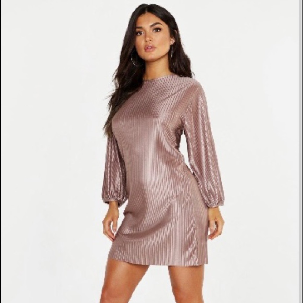 BooHoo - Pleated Ballon Sleeve Satin Jersey Shift Dress